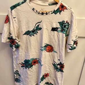 Nike Men's Allover Print Basketball T-Shirt White Floral Size Large 🏀🖤🌺